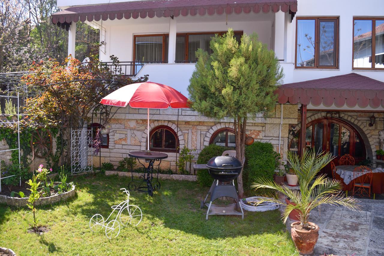 Guest House Villa Katty Balchik Exterior foto